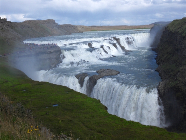Nun sind wir retour an Islands bekanntesten Wasserfall angekommen,...