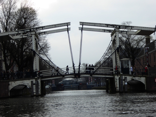 Klappbrücke in A-dam