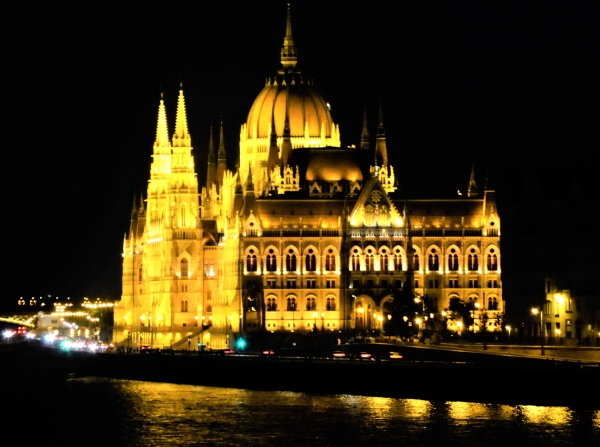 Parlamentsgebäude, Budapest...