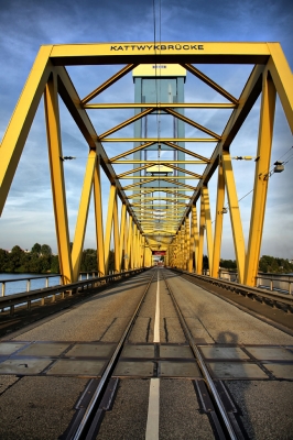 die Kattwykbrücke in Hamburg