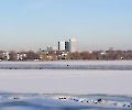 Außenalster im Winter mit Mundsburg Tower